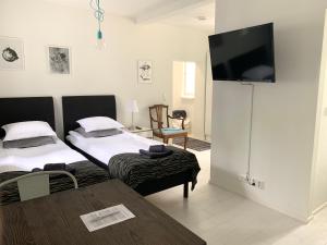 Green Door Apartments