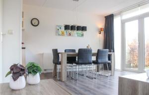 Amazing Home In Vlagtwedde