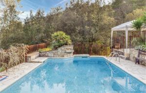 Maisons de vacances Awesome Home In La Roquette Sur Siagne With 3 Bedrooms, Wifi And Outdoor Swimming Pool : photos des chambres