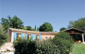Maisons de vacances Awesome home in Roussillon with 3 Bedrooms, WiFi and Outdoor swimming pool : photos des chambres