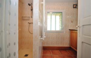 Maisons de vacances Pet Friendly Home In Bagard With Wifi : photos des chambres