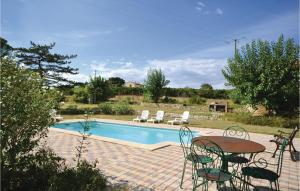Maisons de vacances Amazing home in Bagard with 3 Bedrooms, WiFi and Outdoor swimming pool : photos des chambres