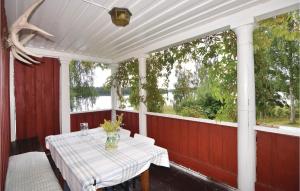 4 Bedroom Amazing Home In Brunskog