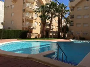 APARTAMENTO CON TERRAZA, VISTAS AL MAR Y PISCINA - Daimuz
