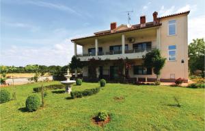  Apartment Muntic Cr, Unterkunft in Muntić