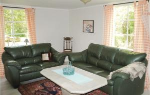 Stunning Home In Vena With Wifi