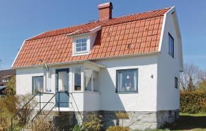 Amazing Home In Slvesborg With 4 Bedrooms And Wifi