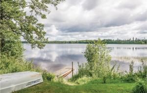 Three-Bedroom Holiday Home In Bodafors