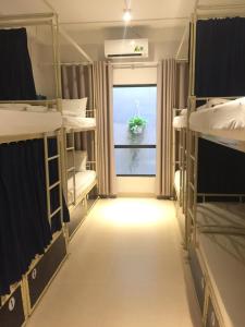 Phòng Tập Thể 8 Giường Cả Nam Và Nữ (8-Bed Mixed Dormitory Room)