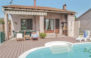 Maisons de vacances Beautiful Home In Venzolasca With 3 Bedrooms, Private Swimming Pool And Outdoor Swimming Pool : photos des chambres