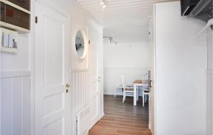 Three-Bedroom Holiday Home In Branas