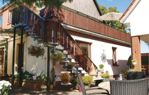 Cozy Apartment In Marlow Ot Brünkendorf