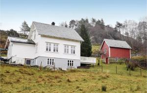 Three-Bedroom Holiday Home in Lundegrend