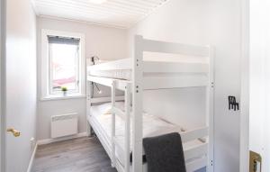 Three-Bedroom Holiday Home In Branas