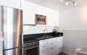 Three-Bedroom Holiday Home In Branas