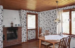 Three-Bedroom Holiday Home In Valdemarsvik