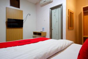 RedDoorz Plus at Hotel Srikandi Kendari