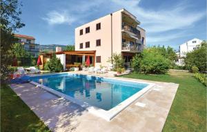8 Bedroom Gorgeous Home In Kastel Stafilic