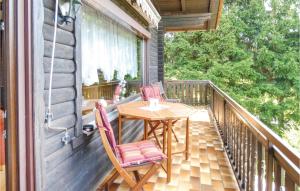 Two-Bedroom Apartment In Arrach