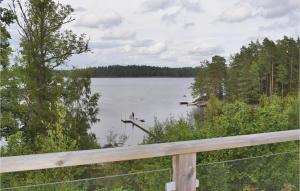 3 Bedroom Beautiful Home In Vetlanda