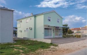 One-Bedroom Apartment Put Grande 02