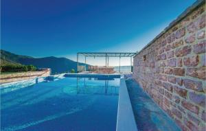 3 Bedroom Beautiful Home In Tivat