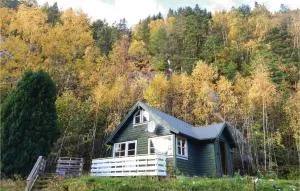 Gorgeous Home In Vallavik With Wifi - Erdal