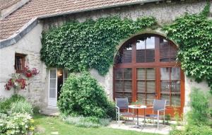 Maisons de vacances Stunning home in Molinot with WiFi : photos des chambres