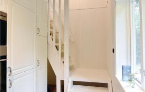 Lovely Home In Älgarås With Kitchen