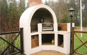 Awesome Home In Skillingaryd With Sauna