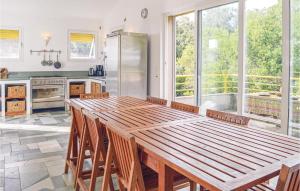 Maisons de vacances Amazing Home In San Giuliano With 4 Bedrooms And Wifi : photos des chambres