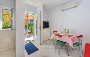 1 Bedroom Stunning Apartment In Opatija