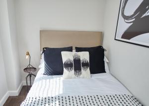 Host & Stay - West Cliff View