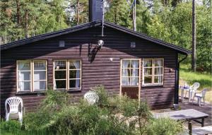 Nice Home In Ystad With Wifi