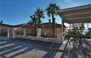 Awesome Apartment In Piran With Wifi