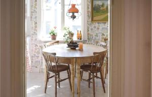 3 Bedroom Nice Apartment In Vimmerby