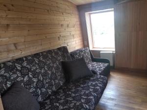 Amber house LT