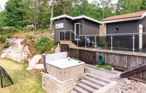 4 Bedroom Gorgeous Home In Boxholm