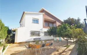 7 Bedroom Lovely Home In Santa Susanna - Pineda de Mar