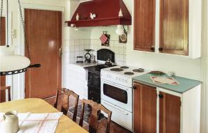 Three-Bedroom Holiday Home In Lammhult