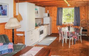 Cozy Home In Munka-Ljungby With Kitchen