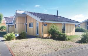 Amazing Home In Rechlin With Wifi