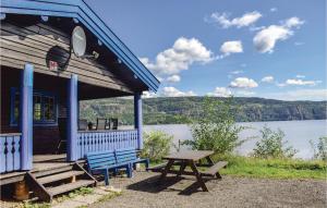 Holiday home Vikersund Badstuvika III