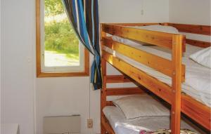 Cozy Home In Munka-Ljungby With Kitchen