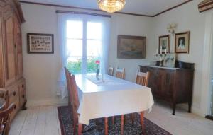 Awesome Home In Vissefjärda With Sauna