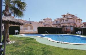 2 Bedroom Lovely Home In Orihuela Costa