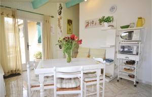 1 Bedroom Awesome Home In Visan