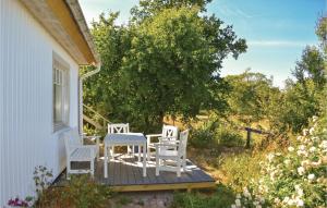 1 Bedroom Nice Apartment In Listerby