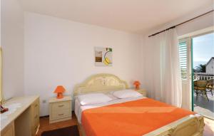  Apartment Sucuraj with Sea View 10, Pension in Sućuraj