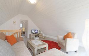 Beautiful Home In Zerpenschleuse